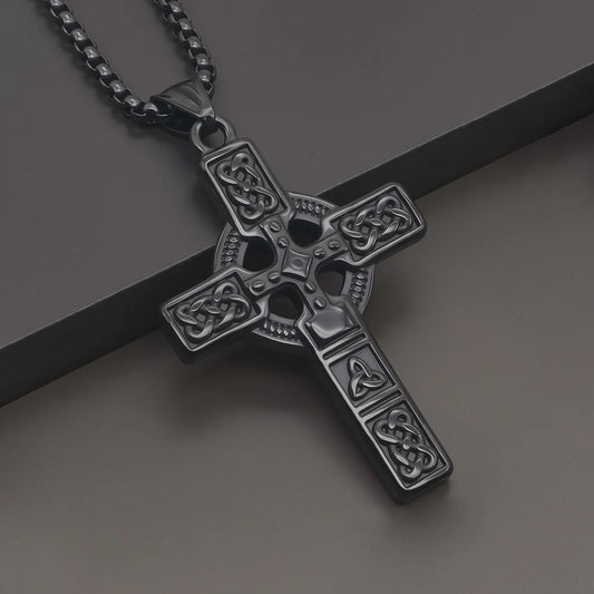 Collier médiéval croix celtique ♂️