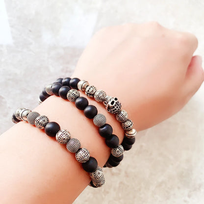 Bracelet punk rebelle tête de mort ♂️